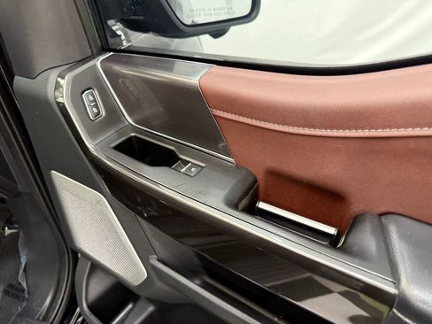 Used 2021 Ford F150 Lariat w/ Equipment Group 502A High image 23