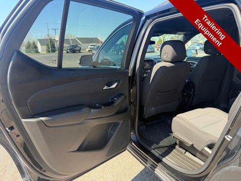 Used 2023 Chevrolet Traverse LT w/ LPO, Floor Liner Package image 28