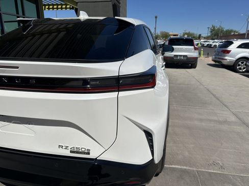 Used 2023 Lexus RZ 450e Premium image 14