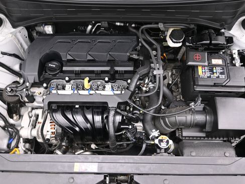 Used 2024 Hyundai Venue SEL image 30