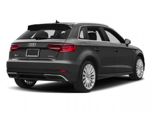 Used 2017 Audi A3 e-tron Prestige w/ Prestige Package image 2