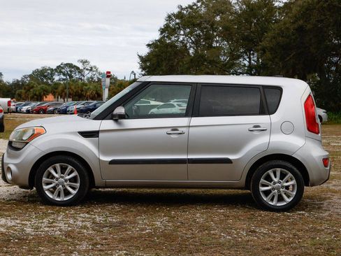 Used 2013 Kia Soul + w/ Eco Pkg image 3
