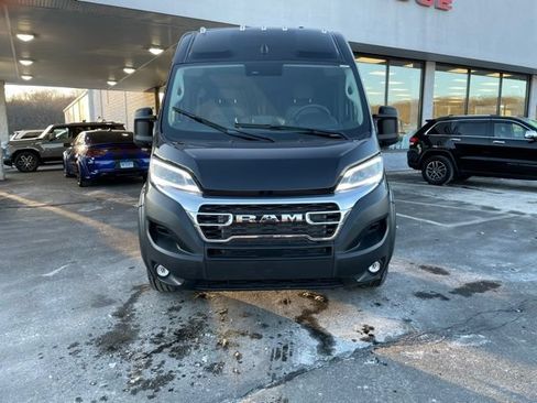 New 2026 RAM ProMaster 2500 w/ Quick Order Package 22G SLT FWD image 2