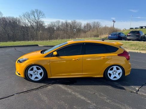Used 2013 Ford Focus ST image 6