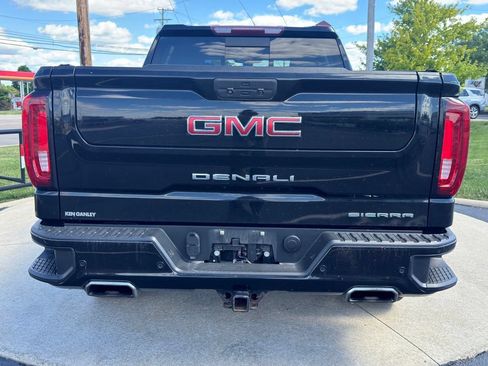 Used 2022 GMC Sierra 1500 Denali w/ Driver Alert Package II AWD/4WD image 5