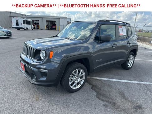 Used 2022 Jeep Renegade Latitude image 3