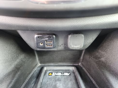 Used 2023 Chevrolet Traverse Premier w/ LPO, Cargo Package image 22