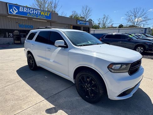 Used 2017 Dodge Durango GT w/ Premium Group image 3