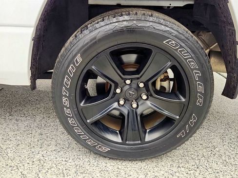 Used 2020 RAM 1500 Big Horn image 9