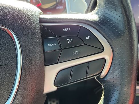 Used 2017 Dodge Challenger SRT Hellcat image 20