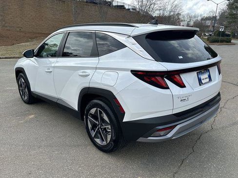 New 2025 Hyundai Tucson SEL image 3