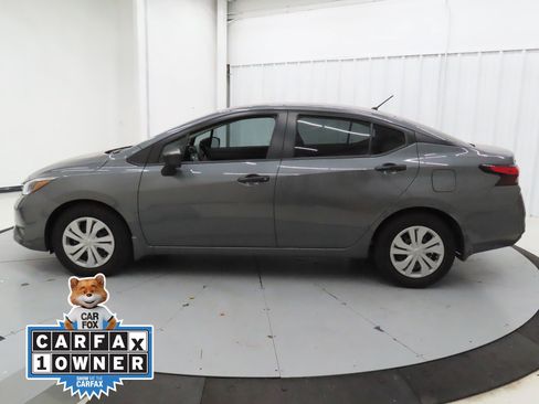 Used 2025 Nissan Versa S w/ Trunk Package image 6