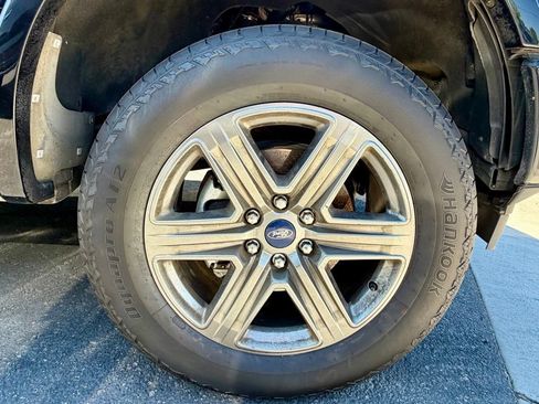 Used 2020 Ford F150 Lariat w/ Equipment Group 502A Luxury AWD/4WD image 37