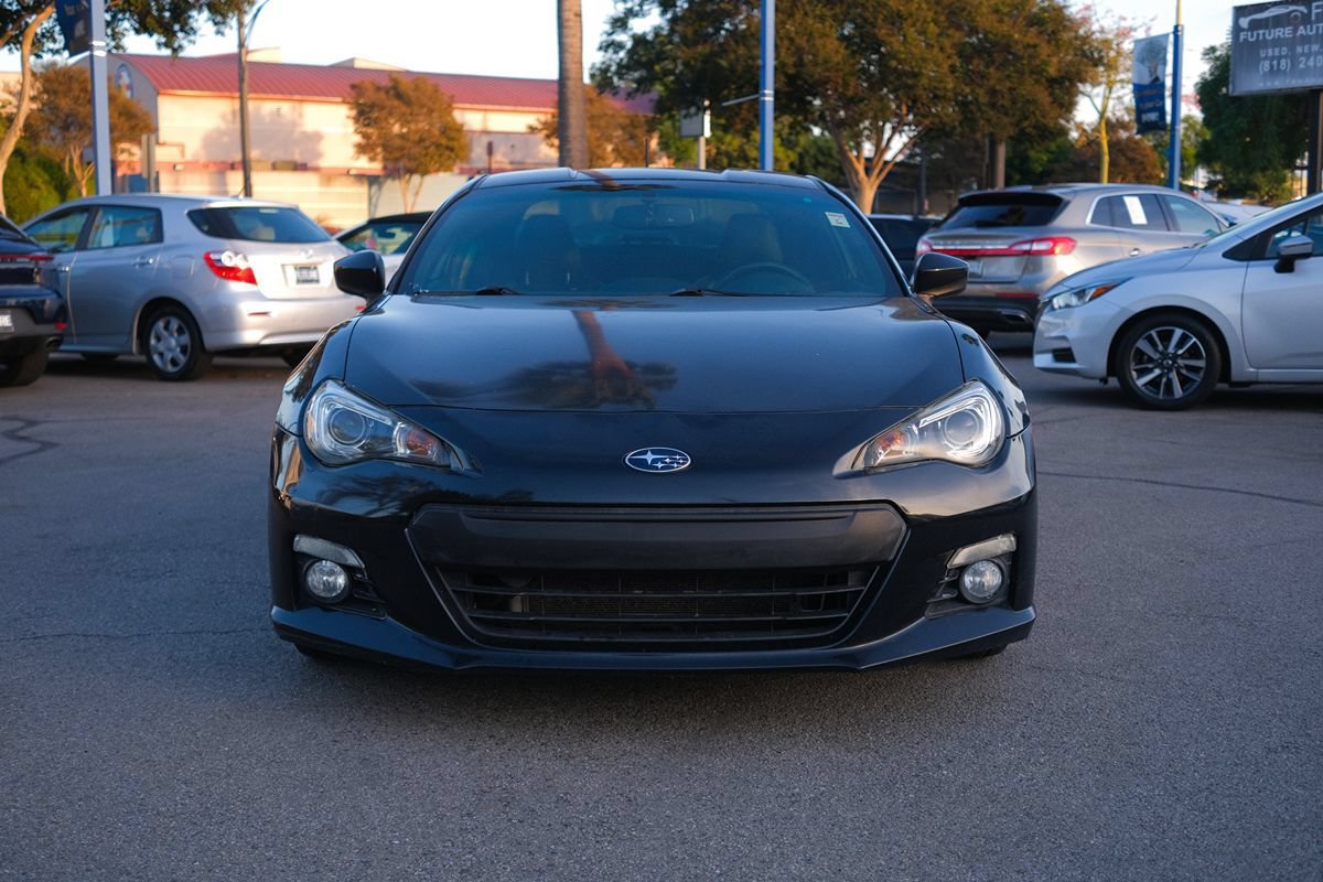 Used 2013 Subaru BRZ Limited w/ Popular Pkg 1B RWD image 2