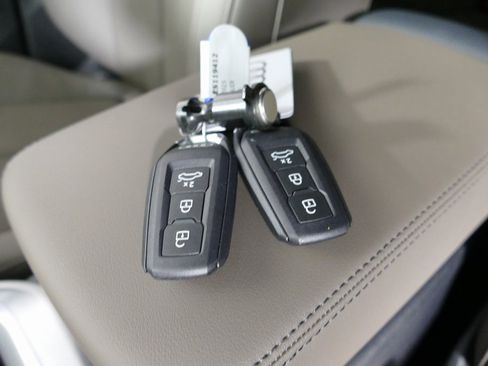 New 2025 Audi Q5 Premium Plus image 13