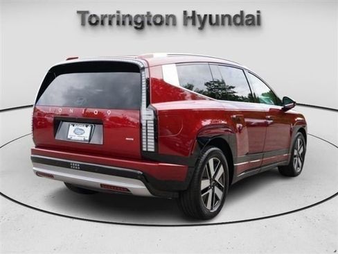 New 2026 Hyundai Ioniq 9 SEL image 7