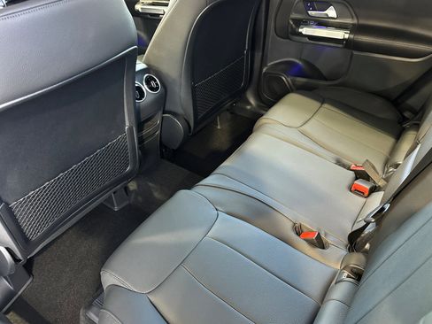 New 2025 Mercedes-Benz GLB 250 image 12