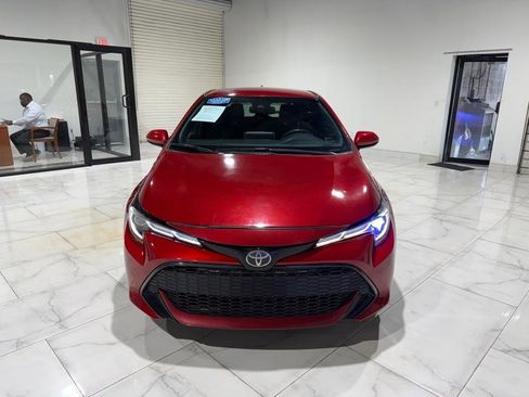 Used 2021 Toyota Corolla SE w/ Special Edition FWD image 2