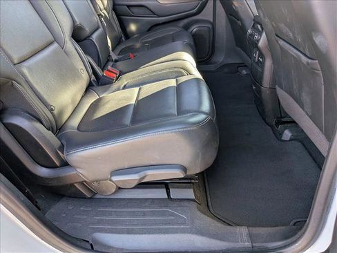 Used 2023 GMC Acadia SLT image 20