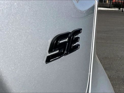 Used 2020 Toyota Corolla SE image 8