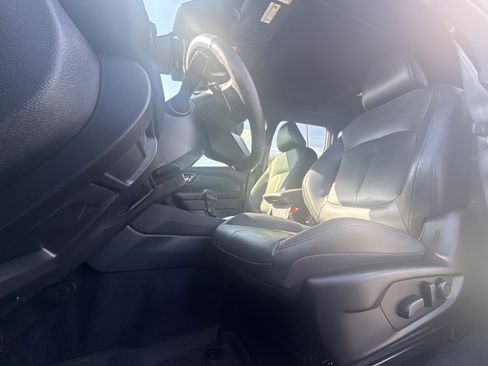 Used 2025 Subaru Forester Limited image 19