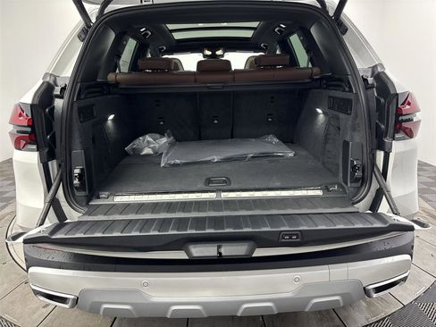 New 2026 BMW X5 xDrive50e w/ Climate Comfort Package image 21