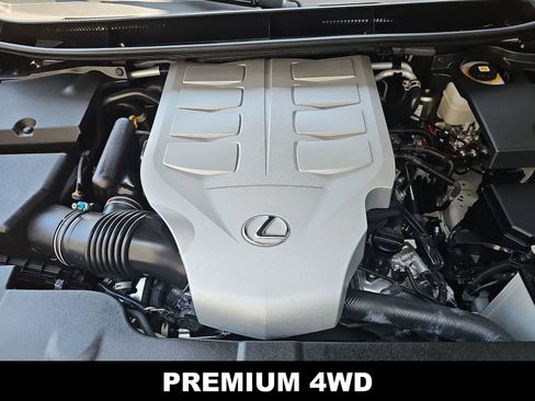 Used 2023 Lexus GX 460 Premium w/ Premium Package AWD/4WD image 13