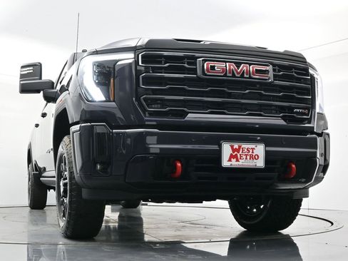 New 2026 GMC Sierra 3500 AT4 w/ AT4 Premium Plus Package image 24