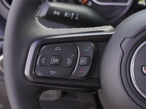 New 2025 Jeep Gladiator Rubicon image 28