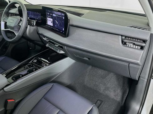 New 2026 Audi Q3 quattro 2.0T AWD/4WD image 28
