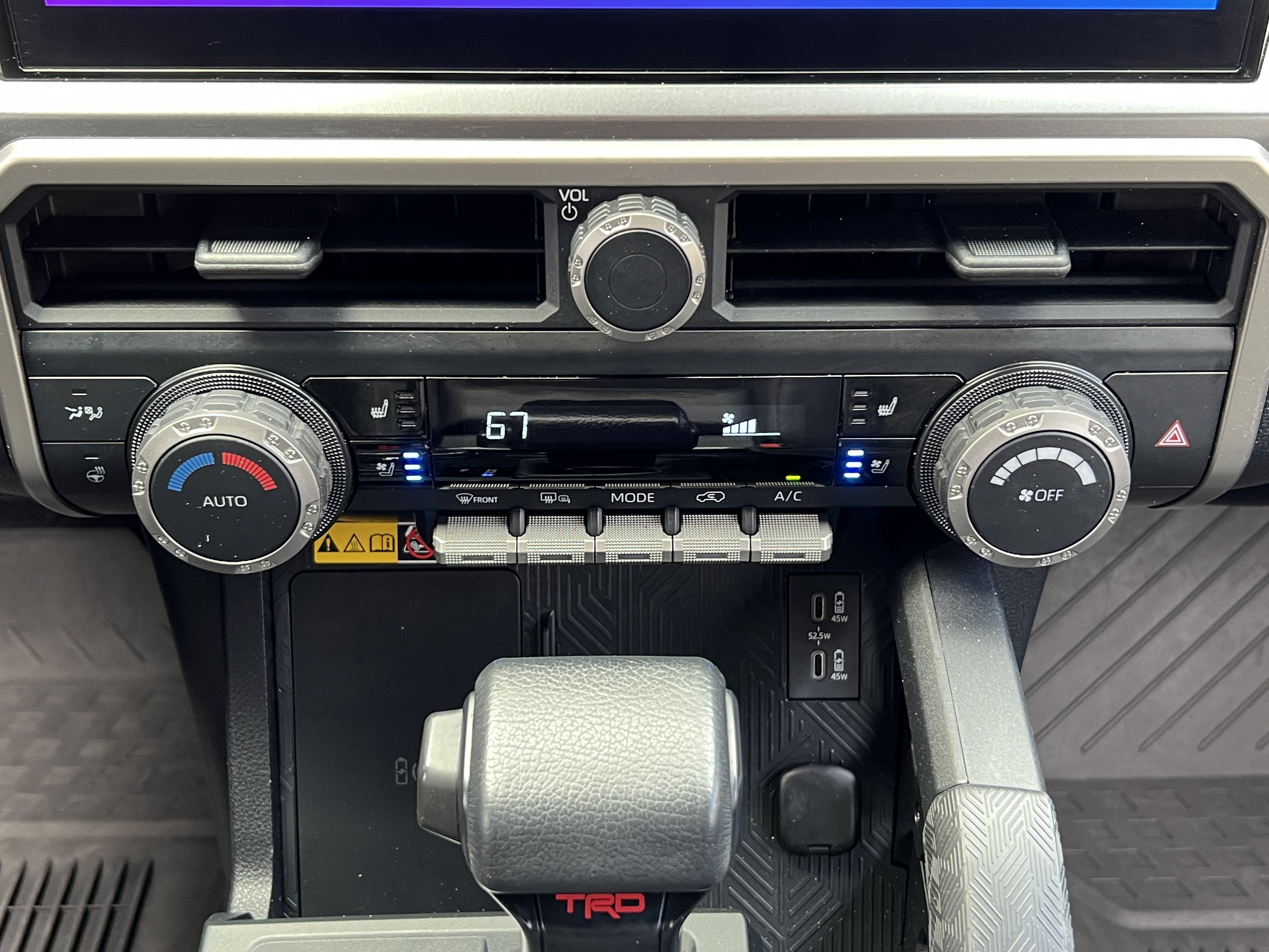 Used 2025 Toyota 4Runner TRD Off-Road Premium AWD/4WD image 29