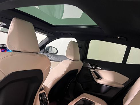 Used 2025 BMW X2 xDrive28i w/ Premium Package image 34