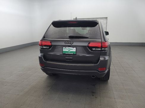 Used 2017 Jeep Grand Cherokee Limited 75th Anniversary image 7