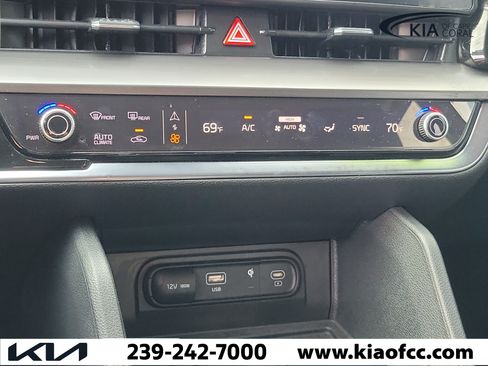 Certified 2024 Kia Sportage EX FWD image 31