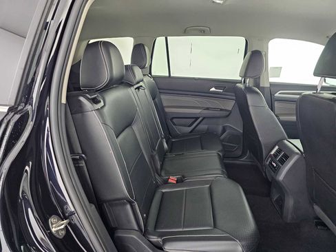 Used 2022 Volkswagen Atlas SE image 12