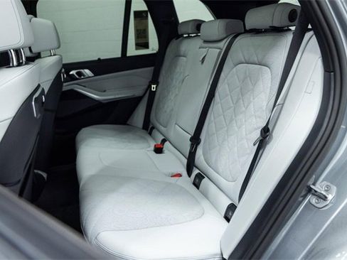 New 2026 BMW X5 xDrive40i w/ M Sport Package image 25