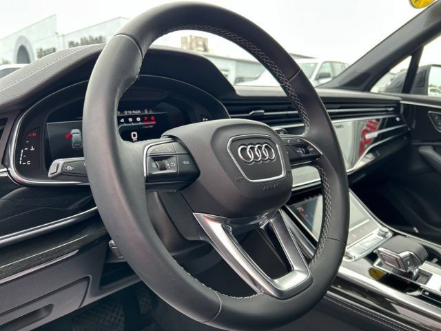 Used 2026 Audi Q7 3.0T Premium Plus w/ Premium Plus Package AWD/4WD image 38