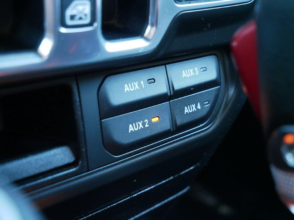 Used 2018 Jeep Wrangler Unlimited Sport S AWD/4WD image 22