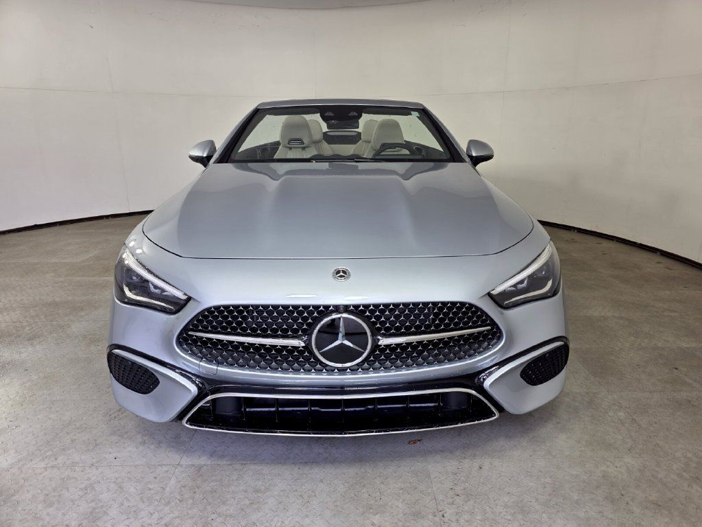 New 2027 Mercedes-Benz CLE 300 4MATIC Cabriolet image 2