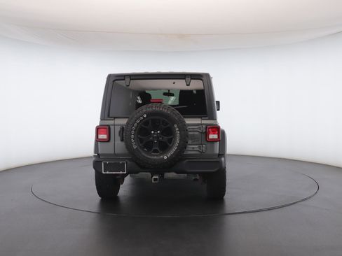 Used 2021 Jeep Wrangler Unlimited Sport image 23