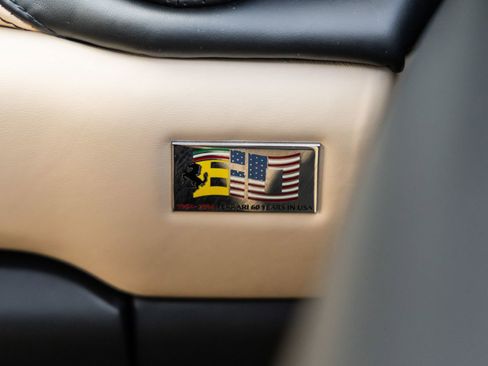 Used 2015 Ferrari California T RWD image 41