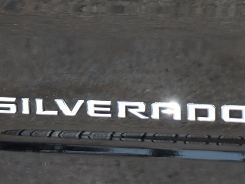 Used 2021 Chevrolet Silverado 1500 RST w/ Z71 Off-Road Package AWD/4WD image 42