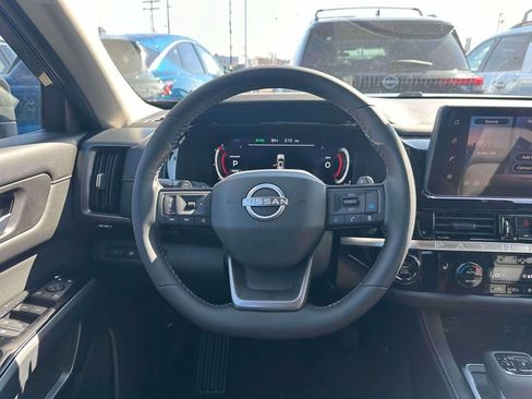 New 2026 Nissan Pathfinder SL image 15