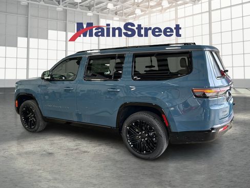 New 2026 Jeep Grand Wagoneer Limited AWD/4WD image 3