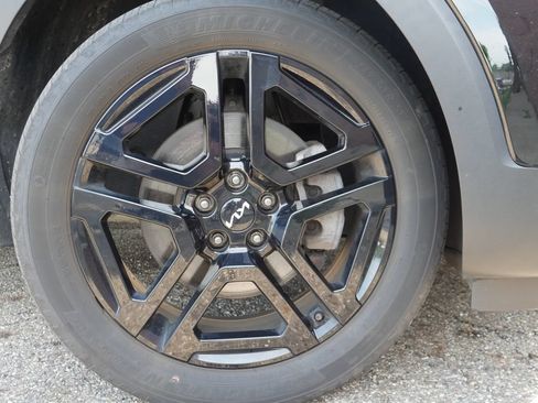 Used 2024 Kia Telluride EX X-Line AWD/4WD image 6