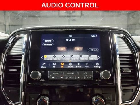 Used 2021 Nissan Titan Platinum Reserve w/ Moonroof Package image 23