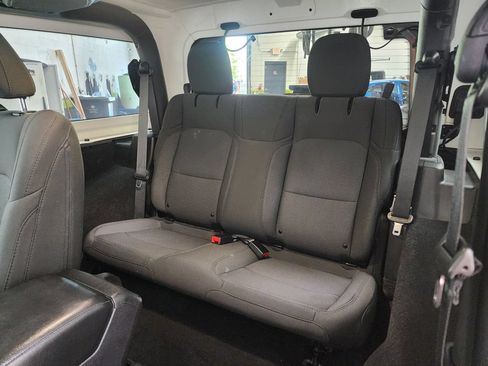 Used 2019 Jeep Wrangler Sport AWD/4WD image 21