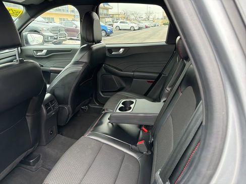 Used 2024 Ford Escape ST-Line FWD image 15