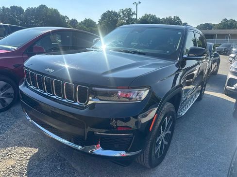 Used 2025 Jeep Grand Cherokee L Limited w/ Luxury Tech Group II AWD/4WD image 1