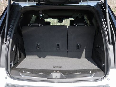 New 2026 GMC Yukon Elevation w/ Elevation Premium Package image 22